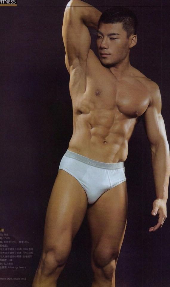 ชายโชว์