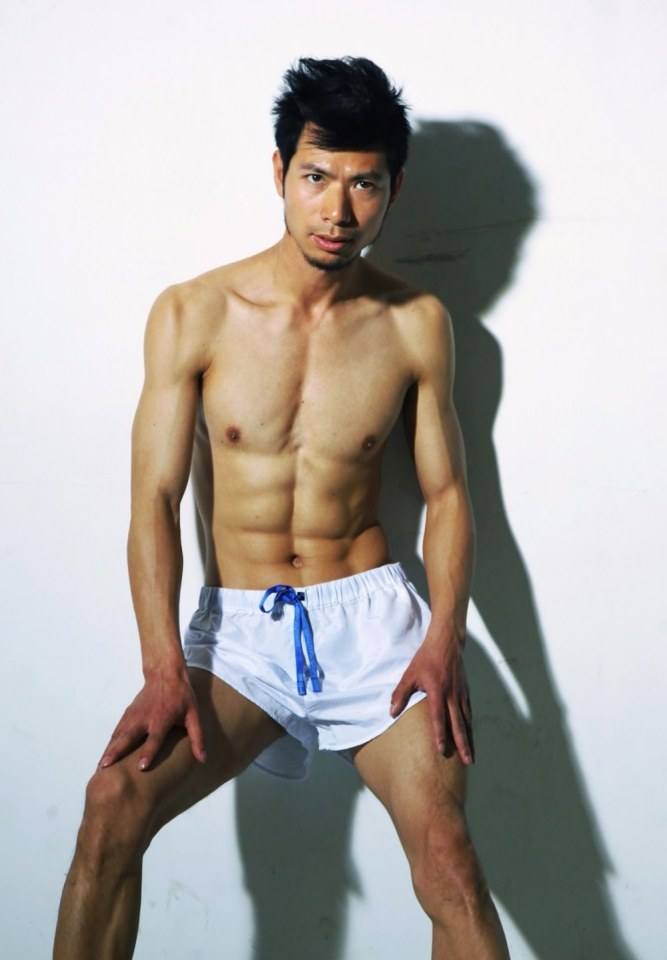ชายโชว์