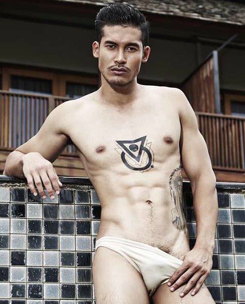 อุ้ยมือลั่น