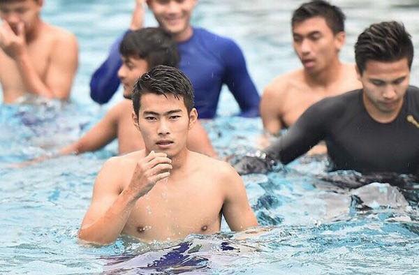 โอ๊ยยยน้อ เหรียญตกน้ำแปบ