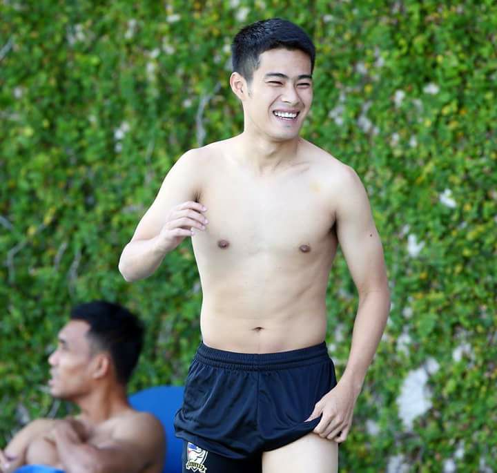 โอ๊ยยยน้อ เหรียญตกน้ำแปบ