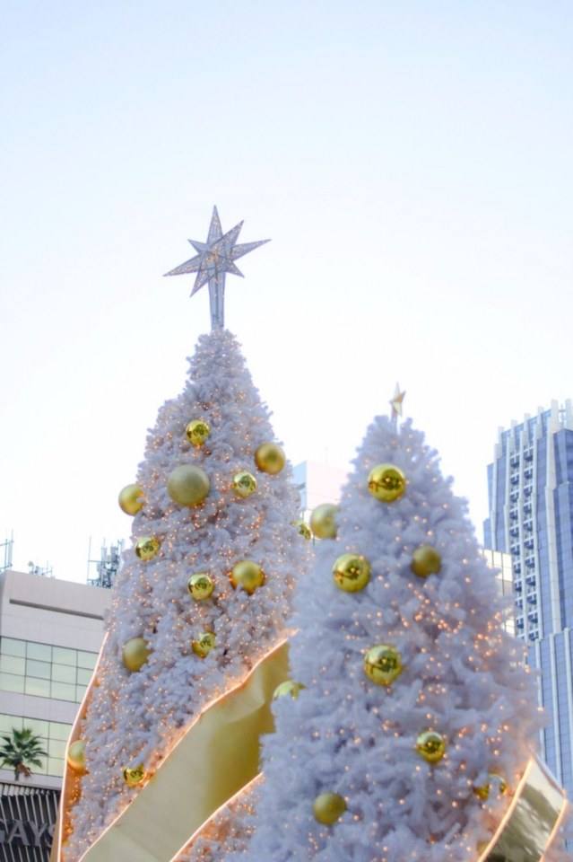 รวมรูปเด็ด! มุุมสุดจี๊ดถ่ายไฟหน้า CentralWorld