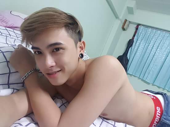 หนุ่ม หล่อ h2m bangsaen