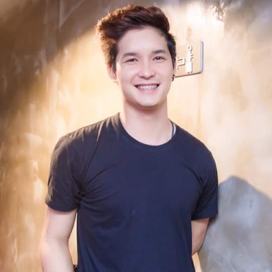 หนุ่ม หล่อ h2m bangsaen