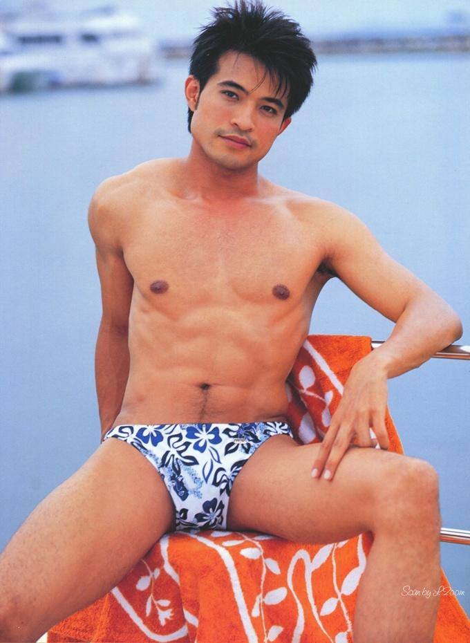 (วันวาน) โม้นา ราโมน่า & แอนดี้ วัชระ @ Hi! Magazine vol.1 no.8 April 2003
