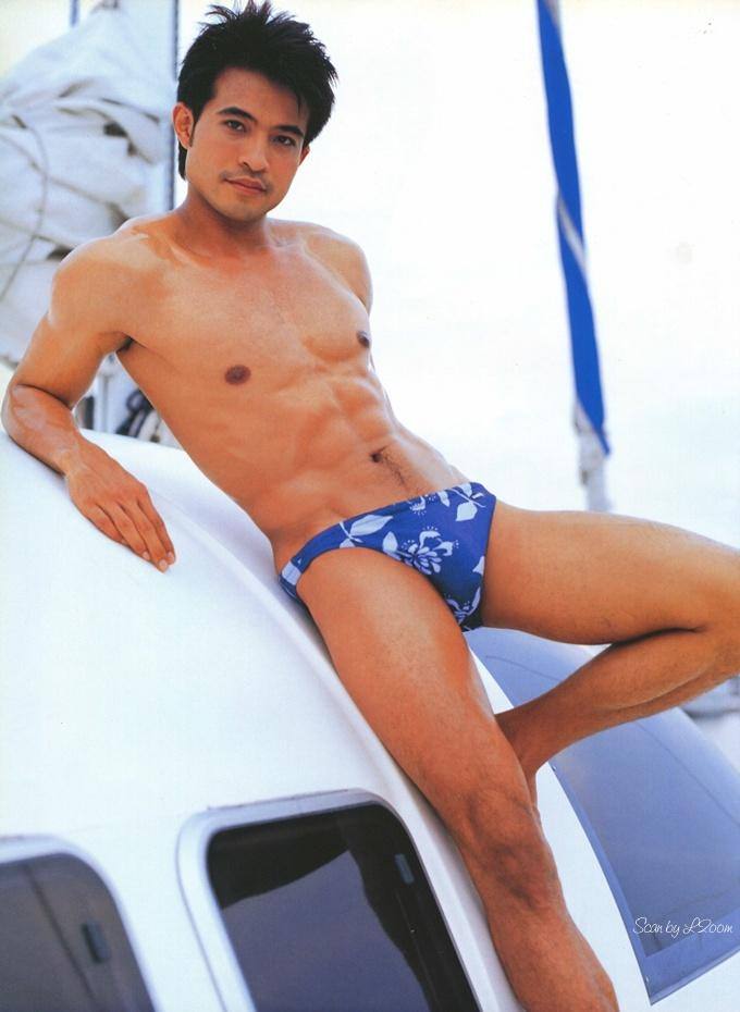 (วันวาน) โม้นา ราโมน่า & แอนดี้ วัชระ @ Hi! Magazine vol.1 no.8 April 2003
