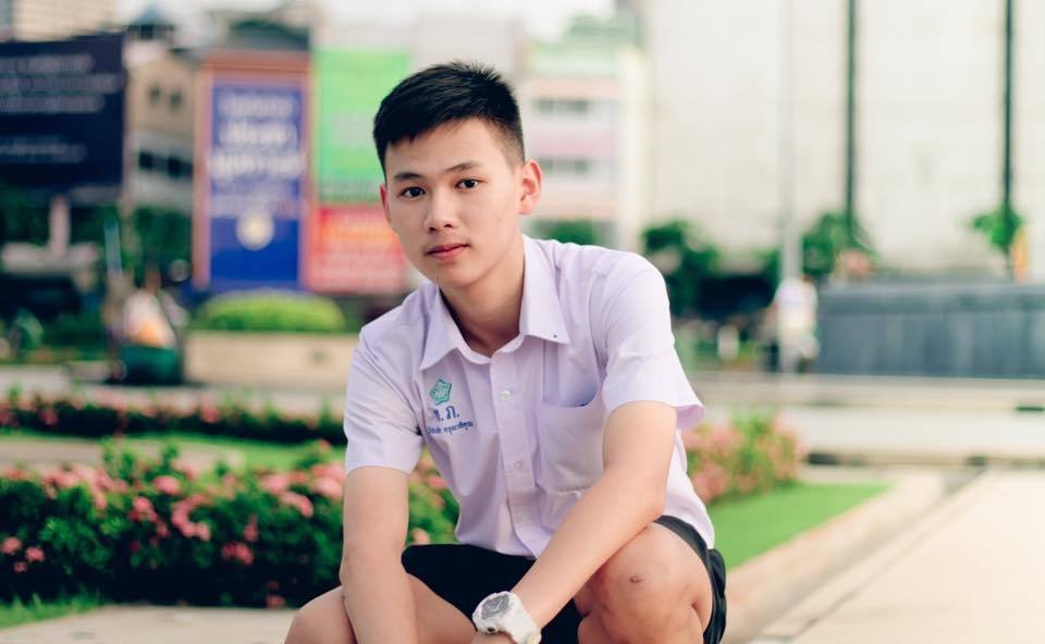 กรุบกริบ # 1