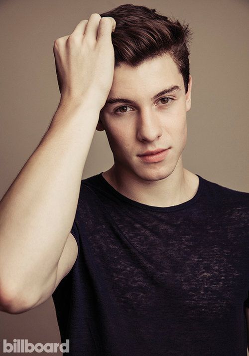 Shawn Mendes นักร้องแคนนาเดี้ยนสุดหล่อ เสียงมีเสน่ห์