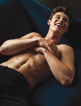 Shawn Mendes นักร้องแคนนาเดี้ยนสุดหล่อ เสียงมีเสน่ห์