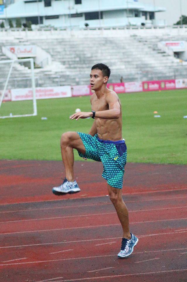 หนุ่มๆ นร.รร.กีฬา # 51
