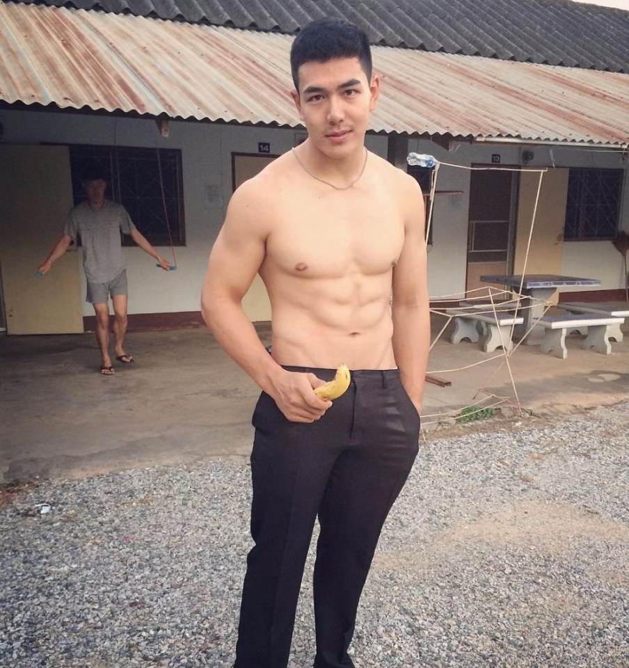 หนุ่มอีสานรอรักกกก