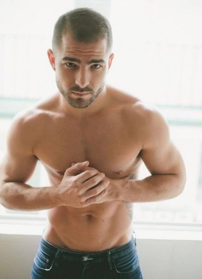 [ดูแล้วเคยแข็ง][comeback][18+] #03 ภาพลับของหนุ่ม Doug King ที่มี 9inches เป็นอาวุธประจำกาย ทำให้กลายมาเป็น icon ใหม่ ของวงการรีดน้ำ