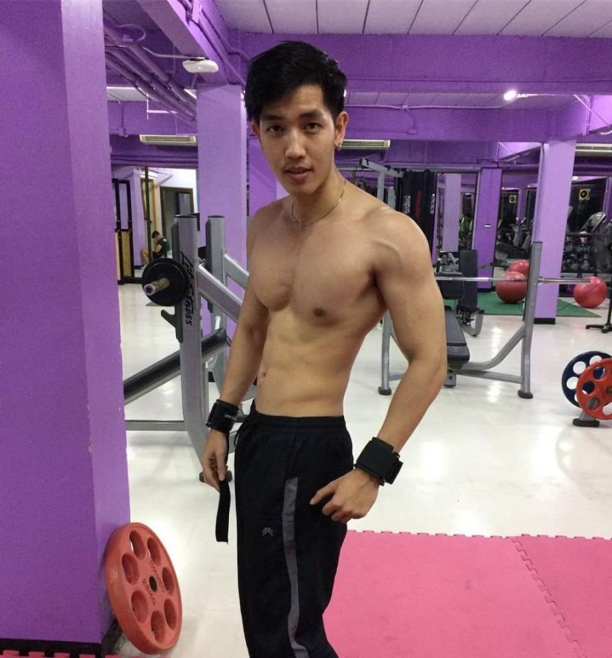 หนุ่มเจมส์