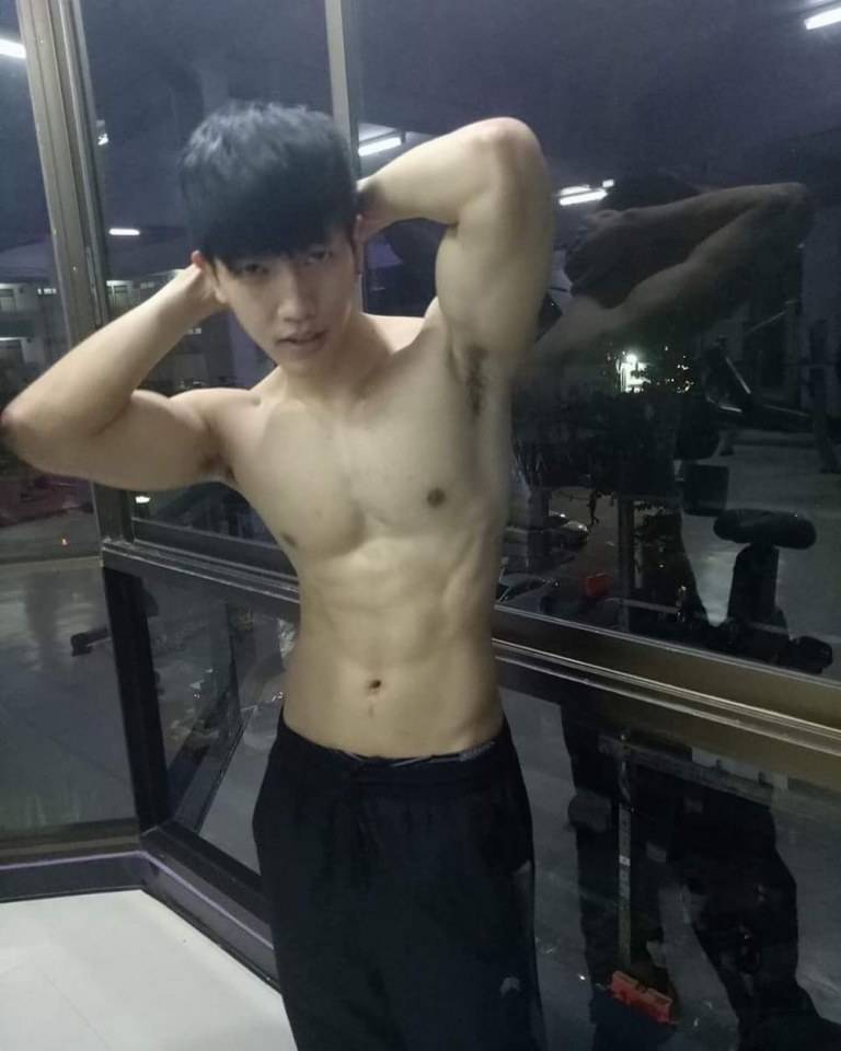 หนุ่มเจมส์
