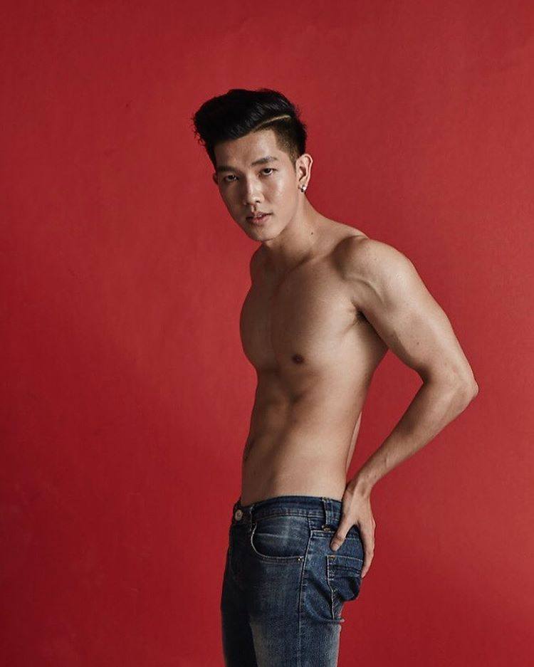 หนุ่มเจมส์