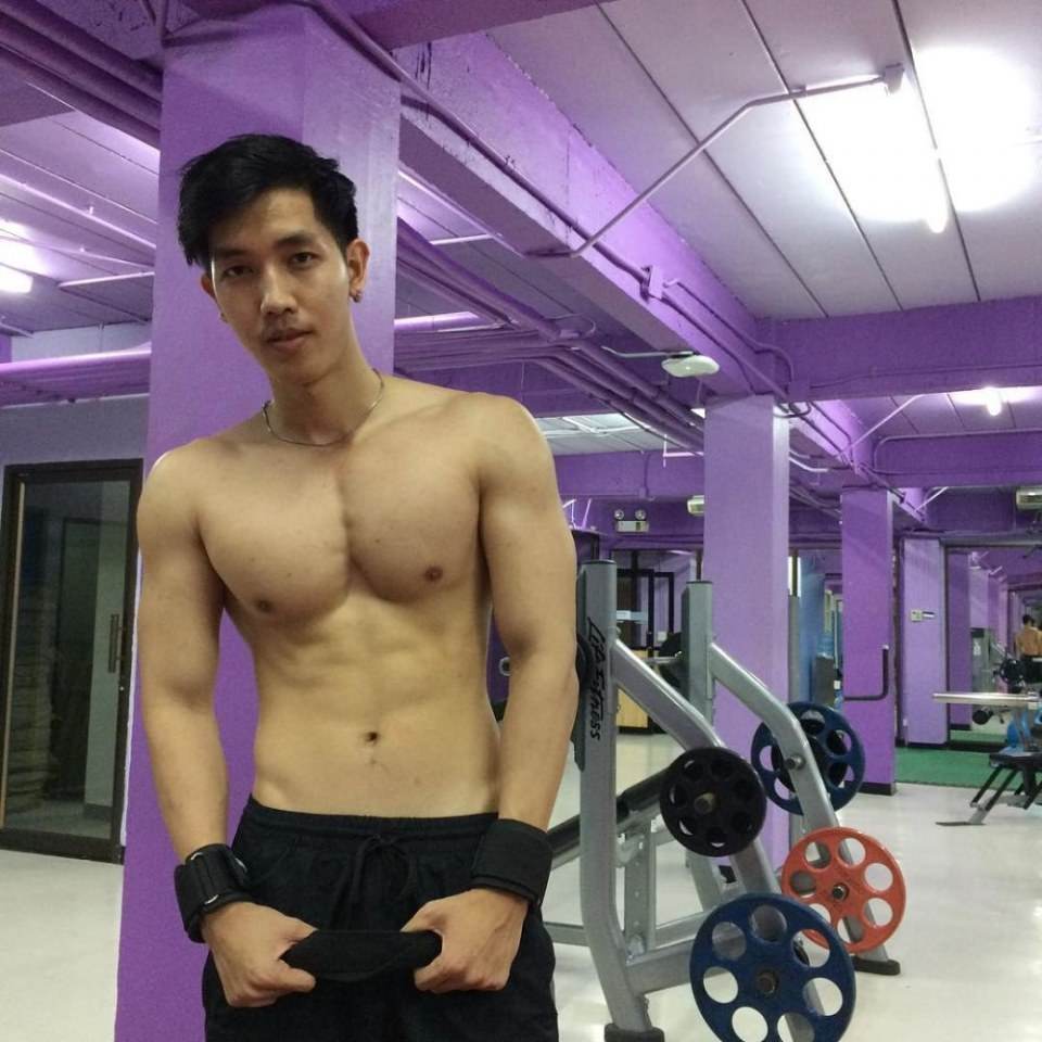 หนุ่มเจมส์