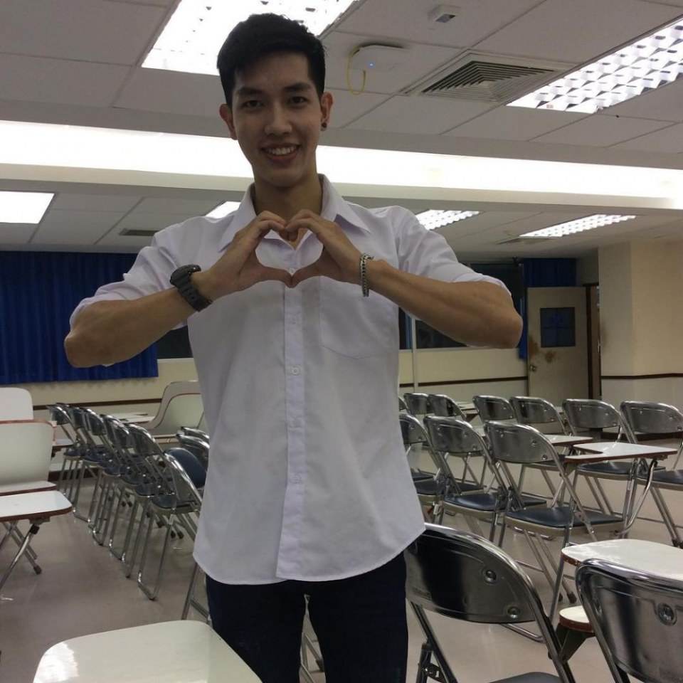 หนุ่มเจมส์