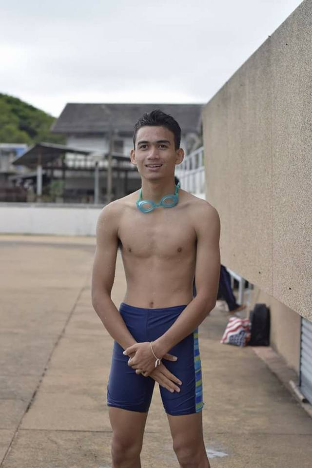 หนุ่มๆ นร.รร.กีฬา # 66