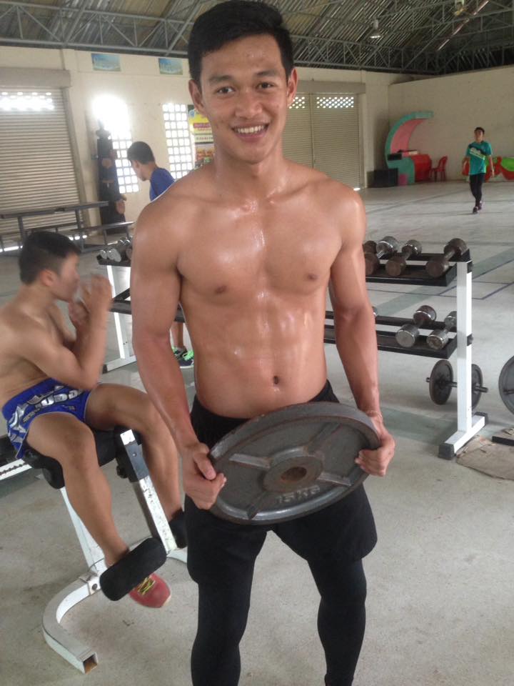 หนุ่มๆ นร.รร.กีฬา # 68