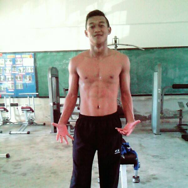 หนุ่มๆ นร.รร.กีฬา # 68