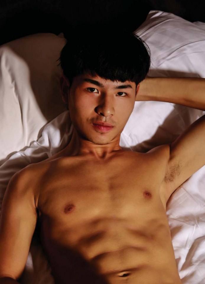 [#iGaysMeg 022] ปลายฉ่ำหนังสือแฉะ จาก Style Men 13 ซึ่งหาโหลดยากมาก จุดเด็ดความเด็ก เพียง 17 ปี ที่มีความเต็มใหญ่ของแผงอก กล้ามท้อง ขนอับ และเจ้าโลก