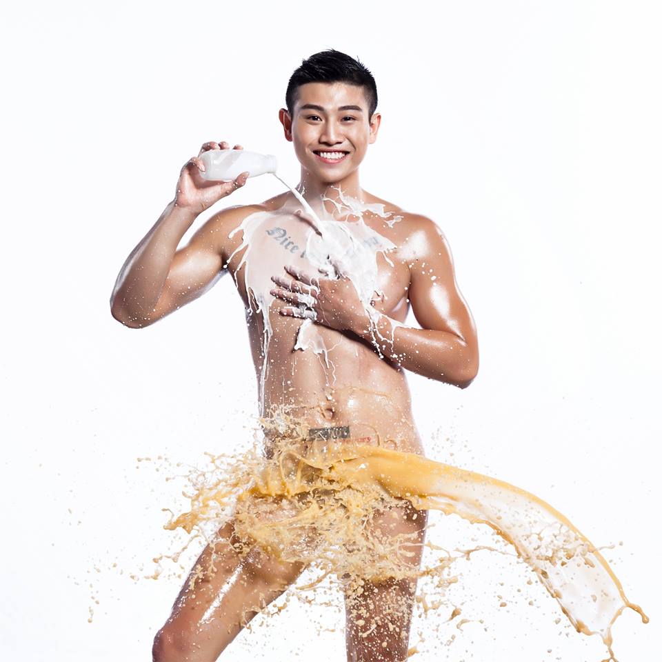 ภาพเซตเซ็กซี่ส่งท้ายปี 2016 ของ Teddy Tzeng