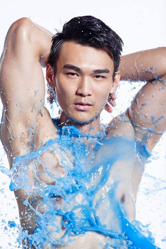 ภาพเซตเซ็กซี่ส่งท้ายปี 2016 ของ Teddy Tzeng