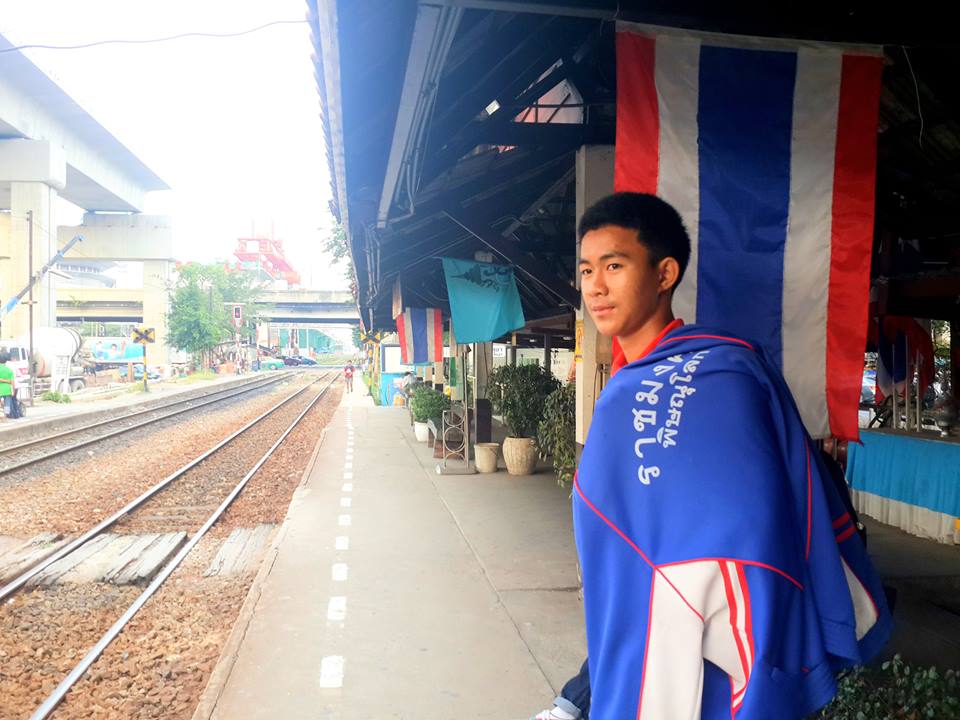 หนุ่มๆ นร.รร.กีฬา # 82