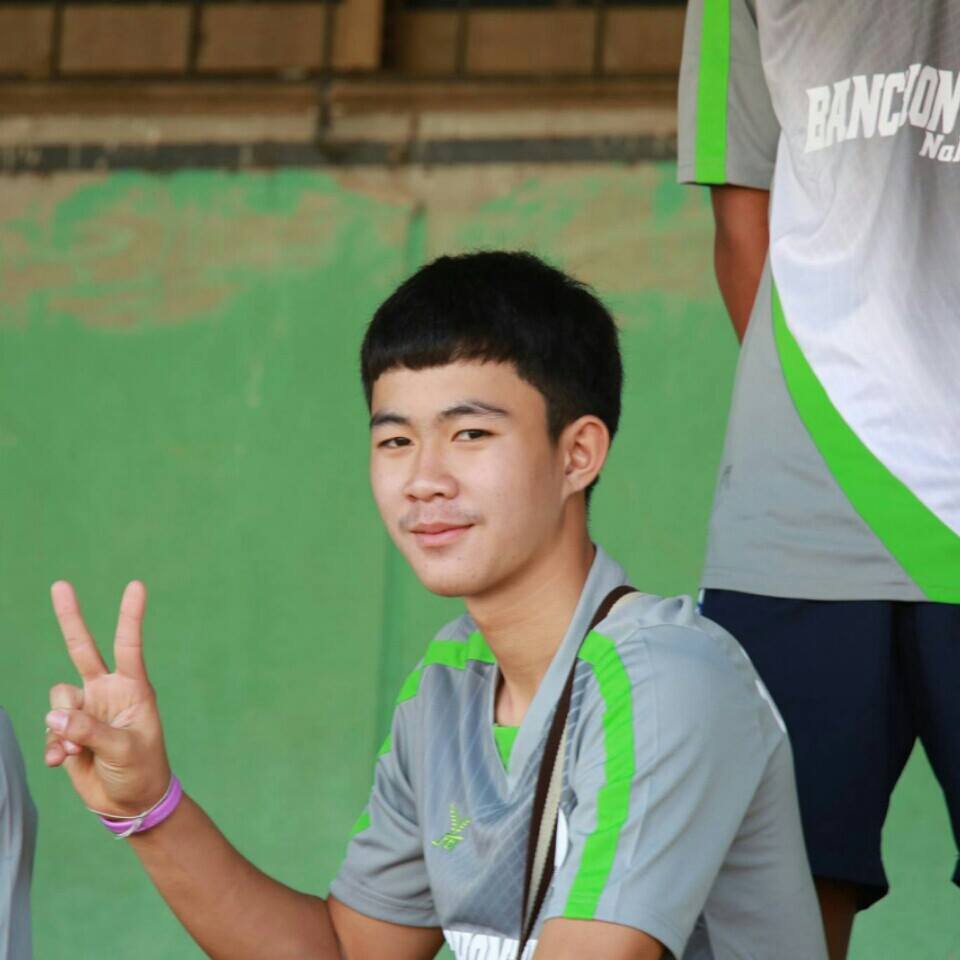 หนุ่มๆ นร.รร.กีฬา # 82