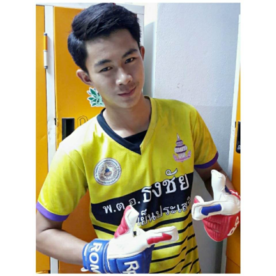 หนุ่มๆ นร.รร.กีฬา # 82