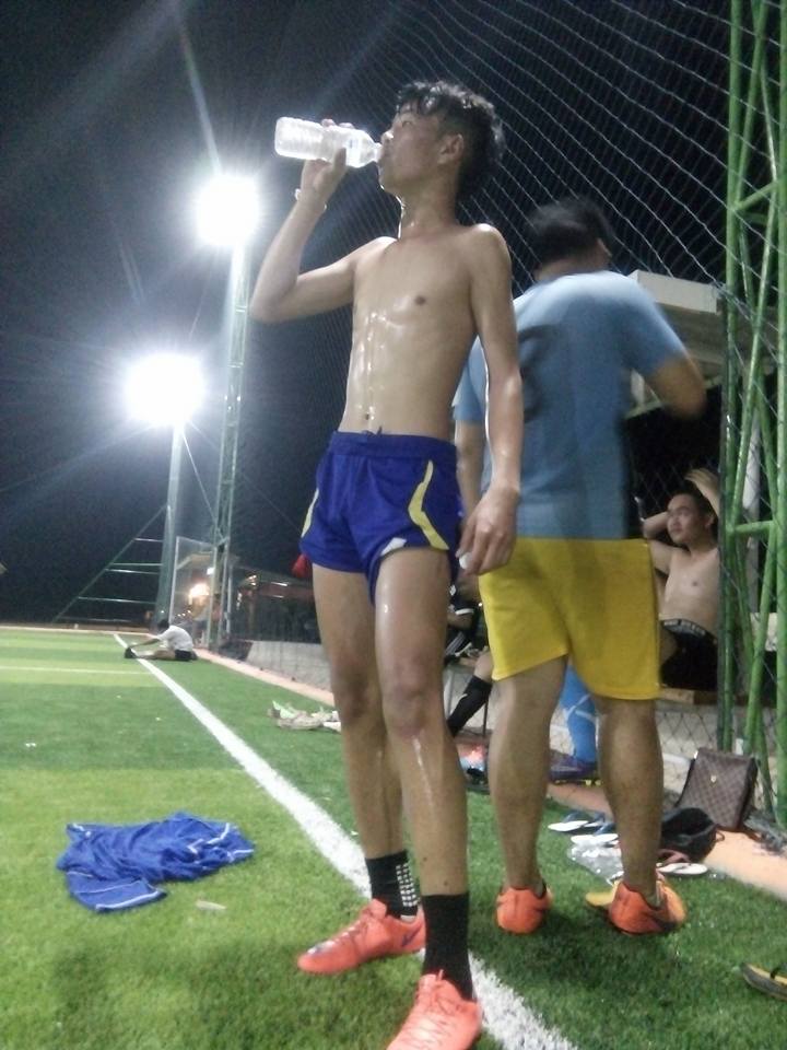 หนุ่มๆ นร.รร.กีฬา # 83