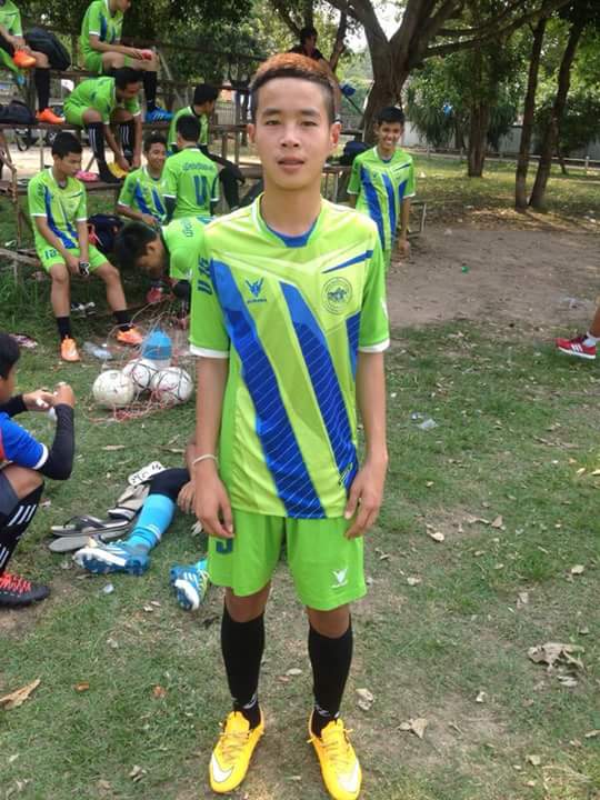 หนุ่มๆ นร.รร.กีฬา # 83