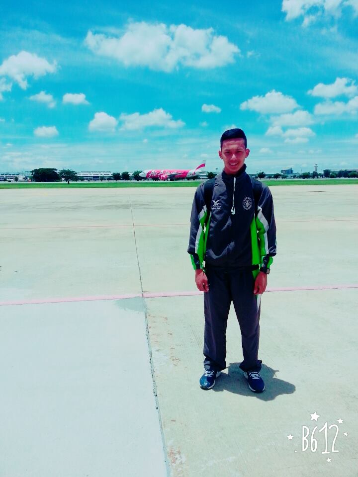 หนุ่มๆ นร.รร.กีฬา # 86