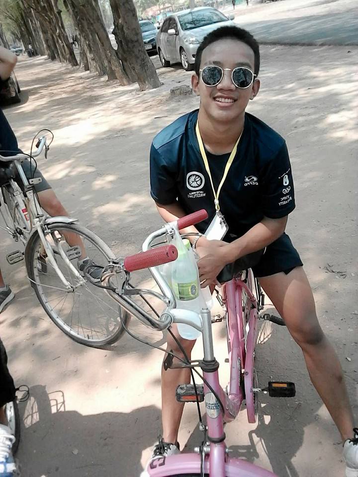 หนุ่มๆ นร.รร.กีฬา # 91