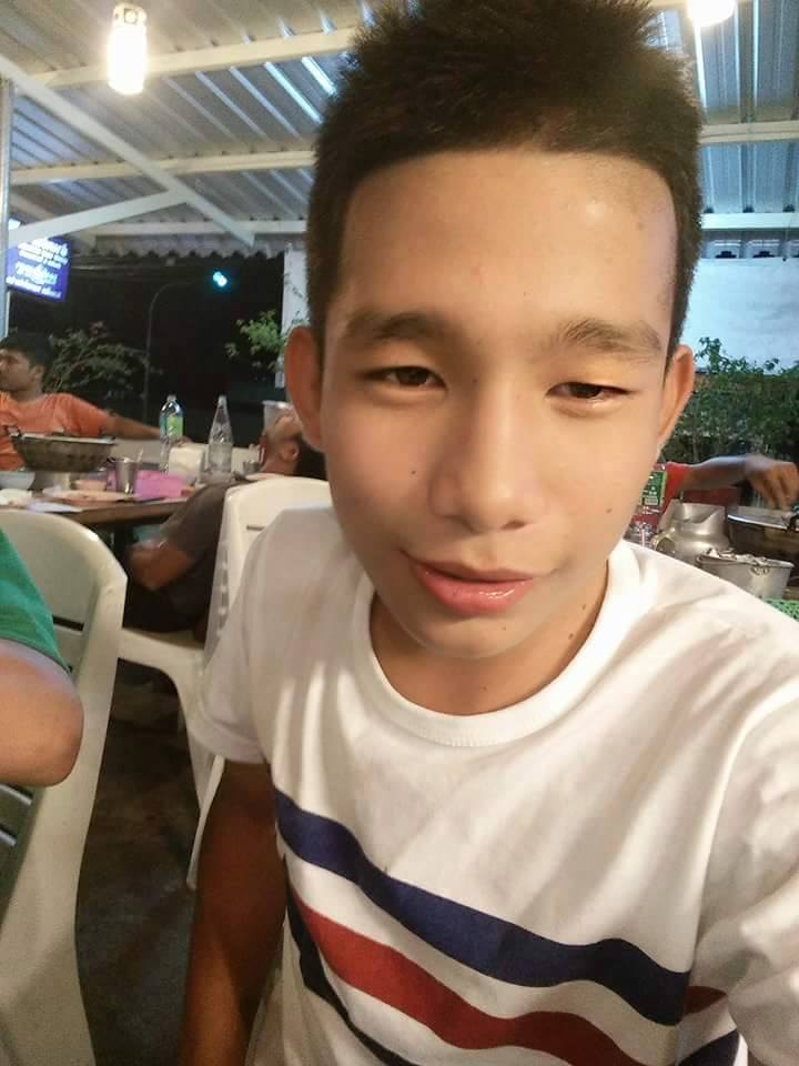 หนุ่มๆ นร.รร.กีฬา # 94