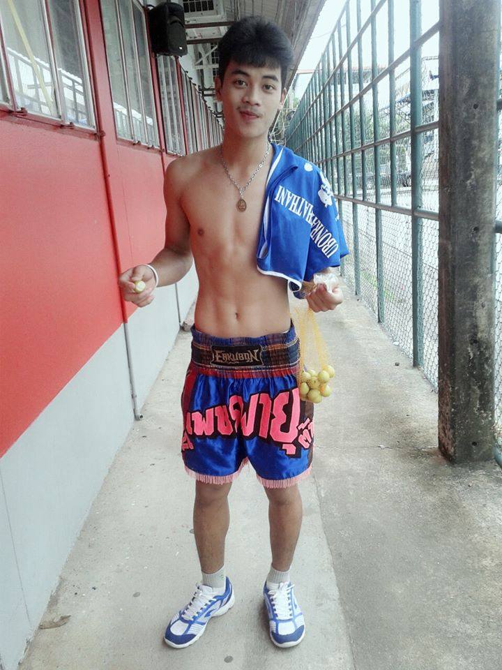หนุ่มๆ นร.รร.กีฬา # 97