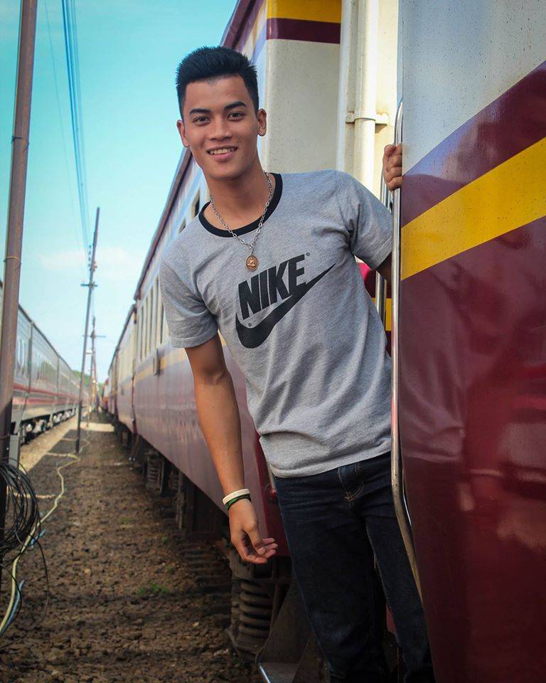 หนุ่มๆ นร.รร.กีฬา # 97