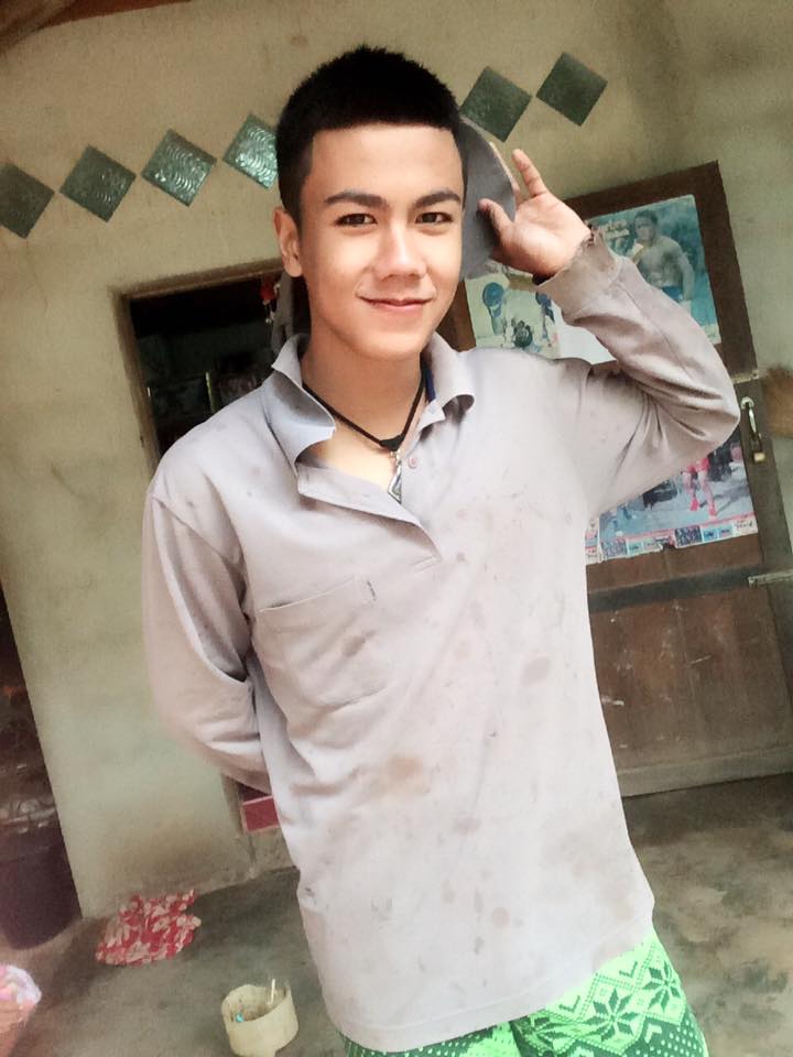 หนุ่มๆ นร.รร.กีฬา # 99