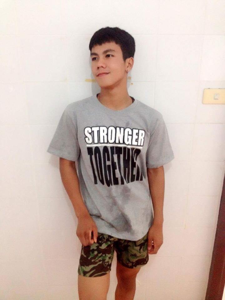 หนุ่มๆ นร.รร.กีฬา # 99