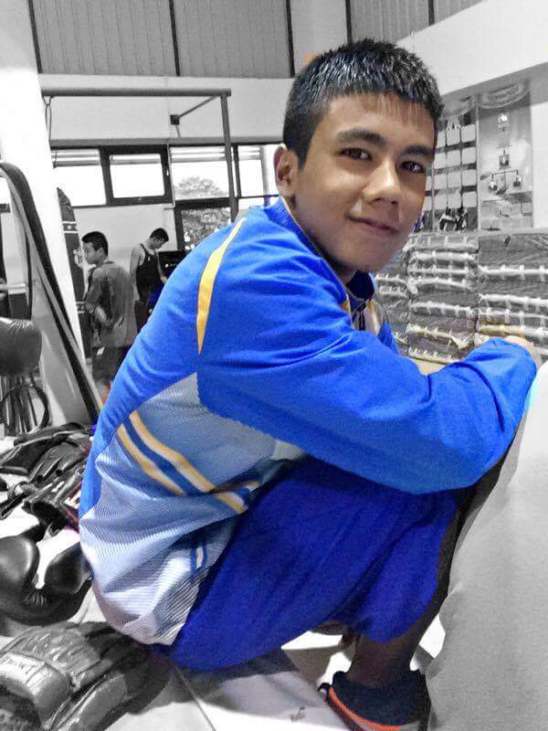 หนุ่มๆ นร.รร.กีฬา # 99
