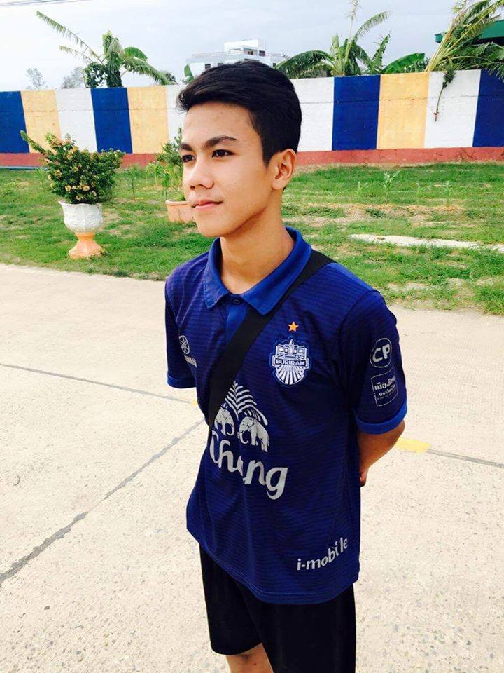 หนุ่มๆ นร.รร.กีฬา # 99