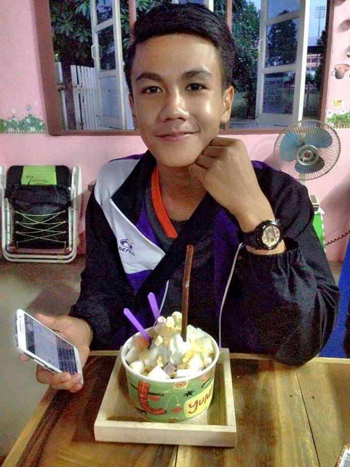 หนุ่มๆ นร.รร.กีฬา # 99