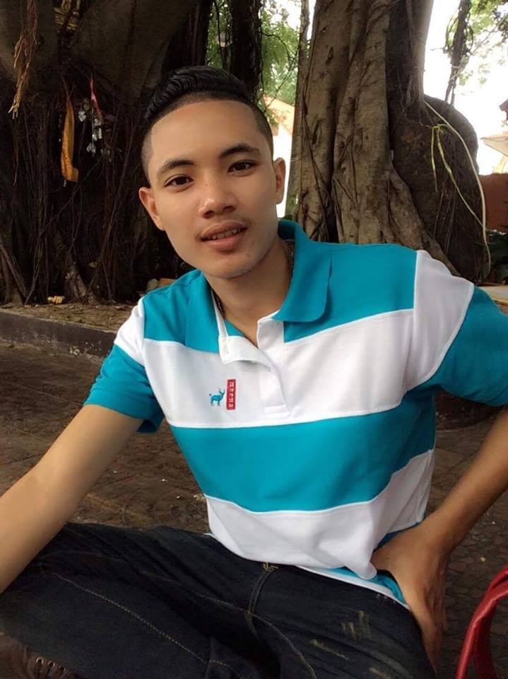 หนุ่มๆ นร.รร.กีฬา # 100