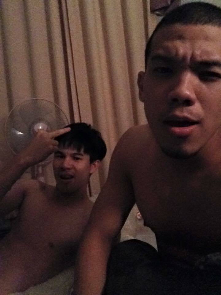 ตี๋ขาวจั๋ว