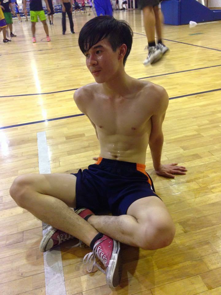 ตี๋ขาวจั๋ว