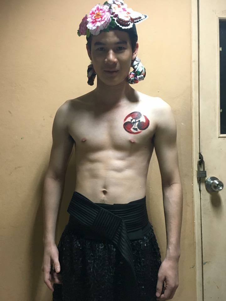 ตี๋ขาวจั๋ว
