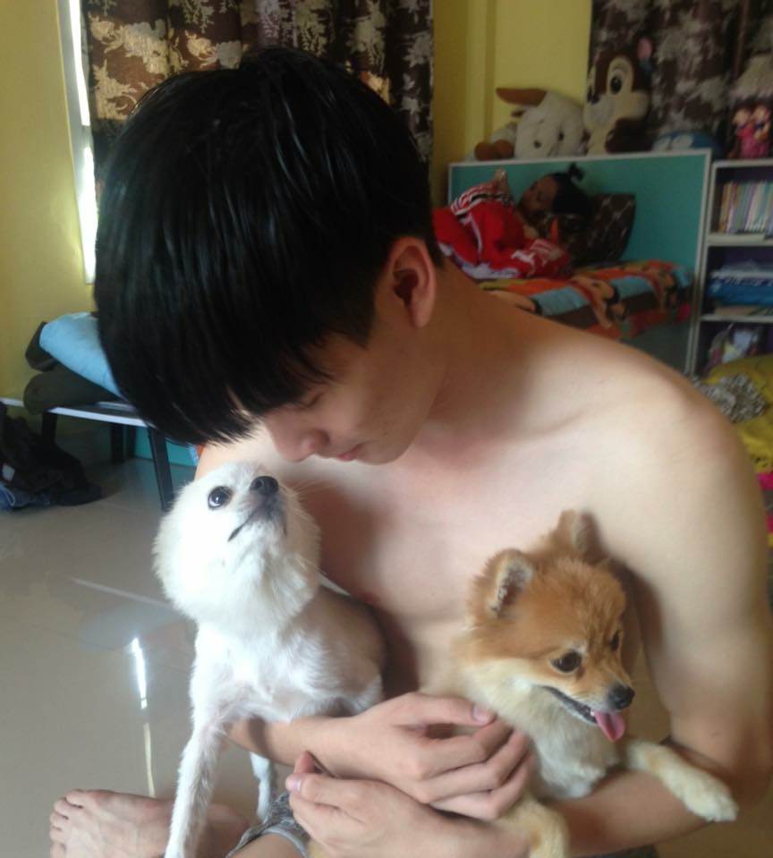 ตี๋ขาวจั๋ว