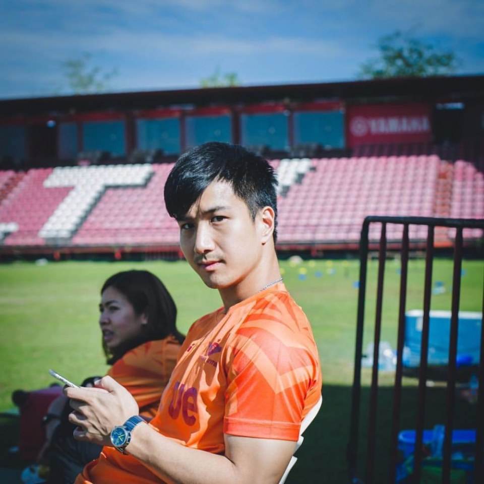 โอยยพี่เวียร์กะเพื่อนๆ