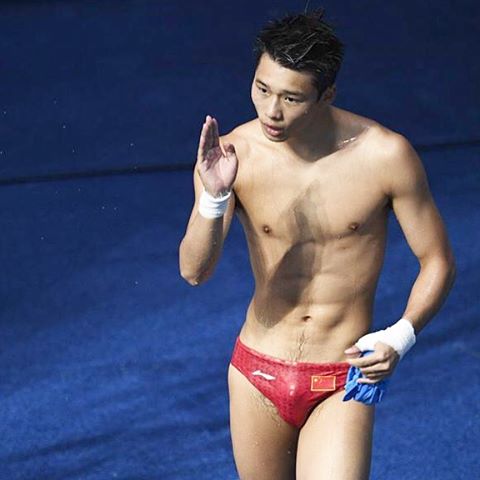 Chen Aisen นักกระโดดน้ำรูปร่างดี sexy สมส่วน