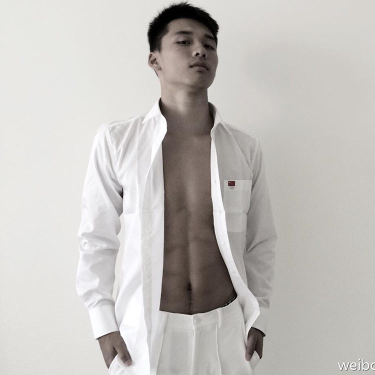 Chen Aisen นักกระโดดน้ำรูปร่างดี sexy สมส่วน